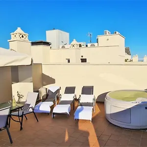 https://luxury-penthouse-with-ocean-views-private-jacuzzi.1costadelsol.com